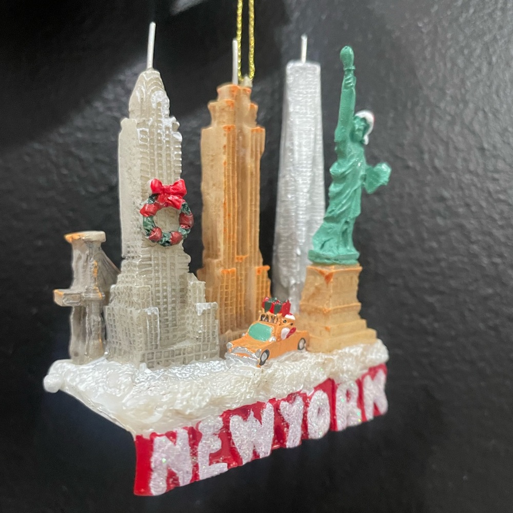 Kurt Adler 3.75 Inches Tall City Travel New York City Ornament